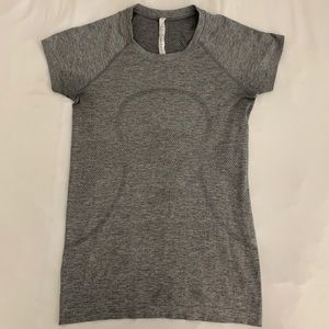 Lululemon Swifty Tech Top